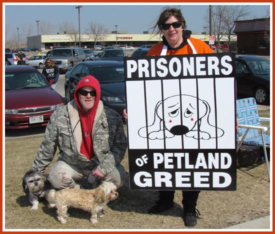 Protest, Pewaukee Petland, 23 August 2008